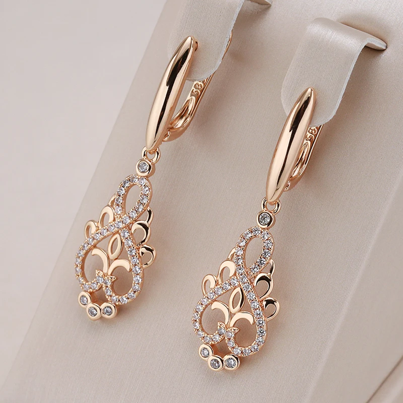 Elegant Elfen Golden Earrings
